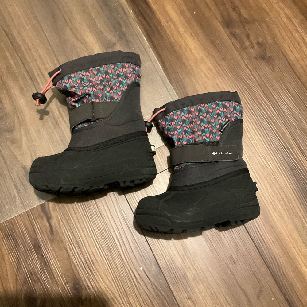 Columbia Winter Boots, Size 9 (runs small), Removable Liner